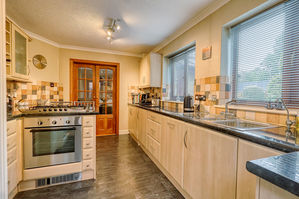 Kitchen- click for photo gallery